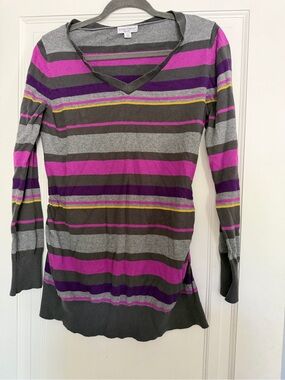 Liz Lange Maternity Gray & Fuchsia Striped V-Neck Long Sleeve Top